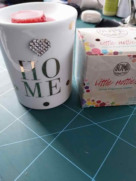 Photo of free Wax melt burner (AL7 Welwyn Garden City) #2