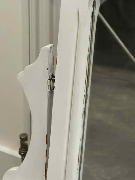 Photo of free Vanity mirror (Kidbrooke SE3 9SU) #3