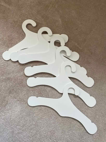 Photo of free Children’s Hangers (HP10 Penn) #2