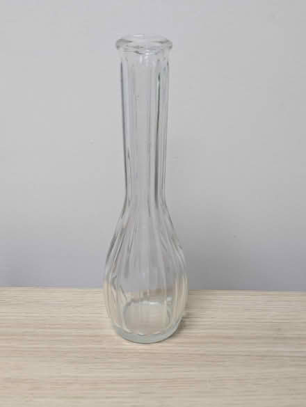 Photo of free Glass vase (W4) #1