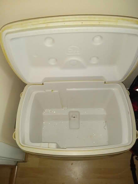 Photo of free Igloo water container (M23 Baguley) #2