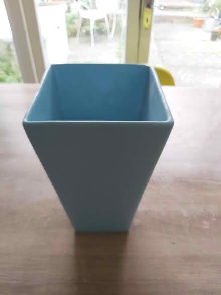 Photo of free Blue vase (Cambridge CB4) #2