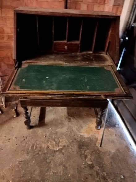 Photo of free Traditional writing desk (Dorridge B93) #2