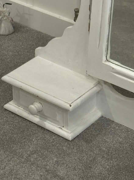 Photo of free Vanity mirror (Kidbrooke SE3 9SU) #2