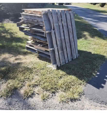 Photo of free Pallets (Red Hook NY) #1