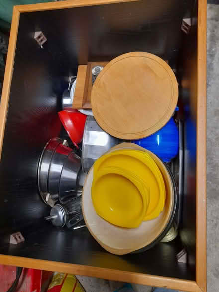 Photo of free Assorted kitchen stuff et al (Twyford RG10) #1