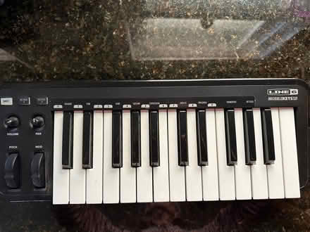 Photo of free 25 keys keyboard (Cambridgeport) #2