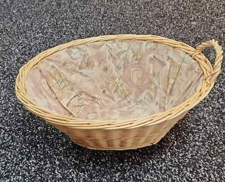 Photo of free Large Basket (North part of Buffalo Grove) #1