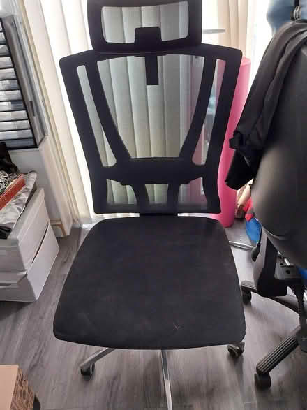 Photo of free Office chair (AL7 Welwyn Garden City) #1