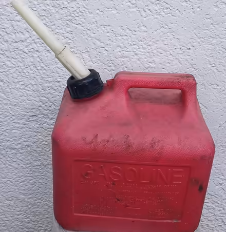 Photo of free Gas cans (Longwood) #4