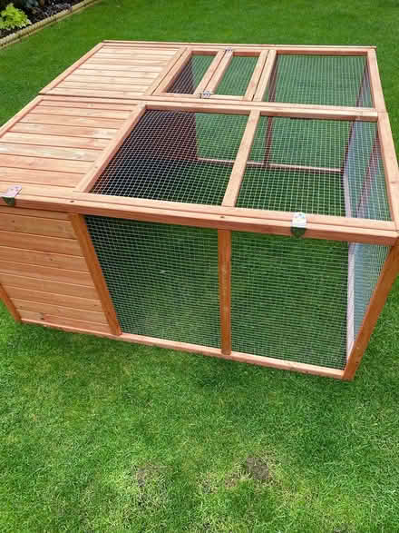 Photo of free Rabbit run (Chipping Sodbury) #2