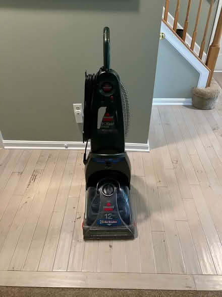 Photo of free Bissell carpet cleaning vacuum (Hanover Rd & Patuxent Qtr Rd) #1