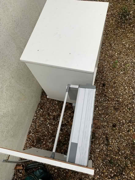 Photo of free Bathroom Sink and Unit (Burgess Hill) #2