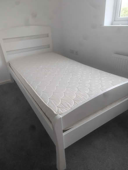 Photo of free Single bed with mattress (Doncaster DN4) #2
