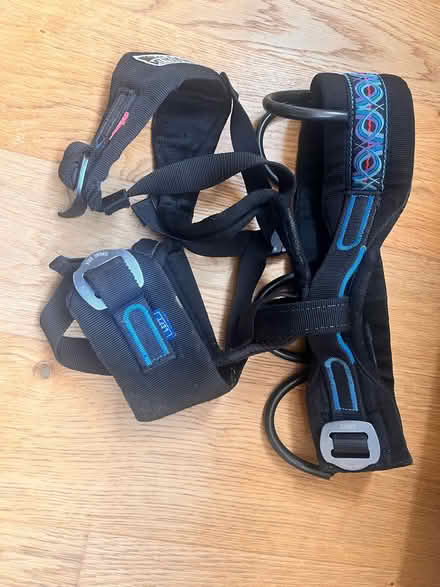Photo of free Climbing harness (Papplewick NG15) #1
