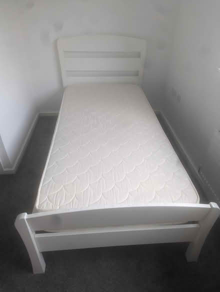 Photo of free Single bed with mattress (Doncaster DN4) #1