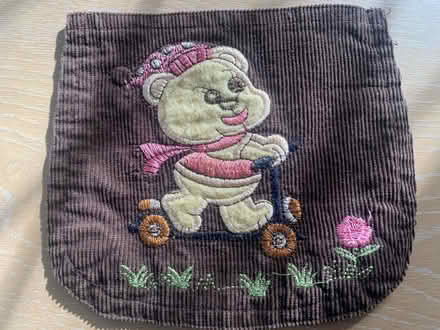 Photo of free embroidered pocket (Bracknell RG12) #2