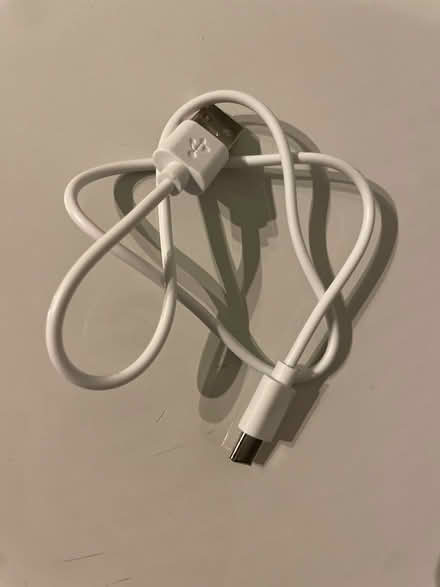 Photo of free USB-C lead (201 Streatham High Road) #1