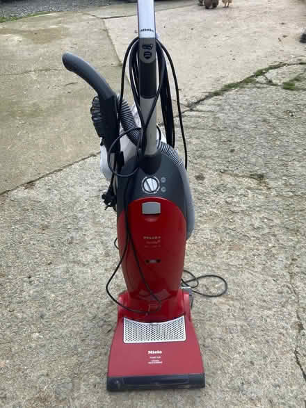 Photo of free Vacuum cleaner (Priest Weston SY15) #2