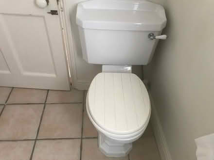 Photo of free Heritage wash basin and toilet (Bath BA1) #2