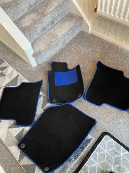 Photo of free ŠKODA Fabia car mats (Whitnash CV31) #1