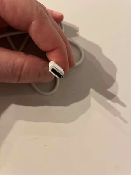 Photo of free USB-C lead (201 Streatham High Road) #2