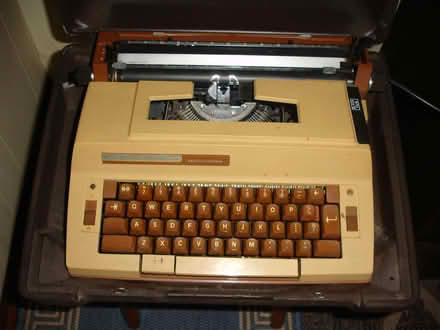 Photo of free Smith Corona electric typewriter (Sidcup DA14) #1