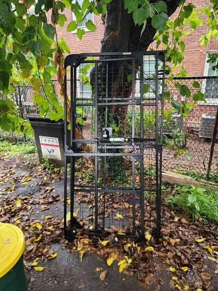 Photo of free King-sized Adjustable Bed Frame (Arlington, VA Courthouse area) #2