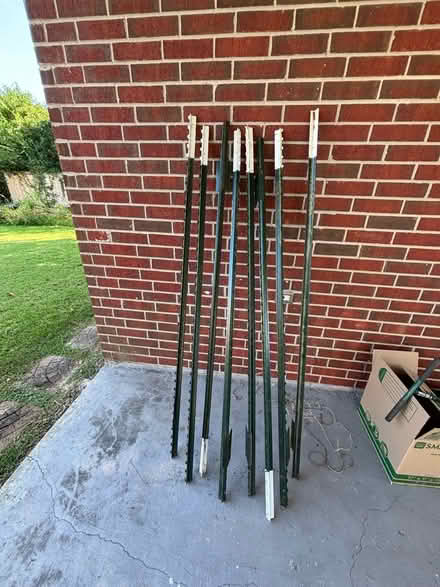 Photo of free Fence stakes #8 (Prien Lake area) #1