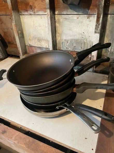 Photo of free Assorted pans (D03) #1