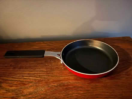 Photo of free Mini fry pan (Lombard Commons Park) #1