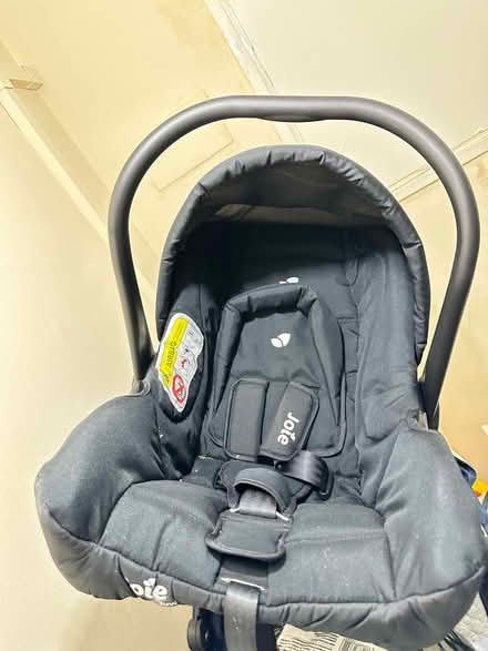 Photo of free Car seat (SE5 camberwell) #1
