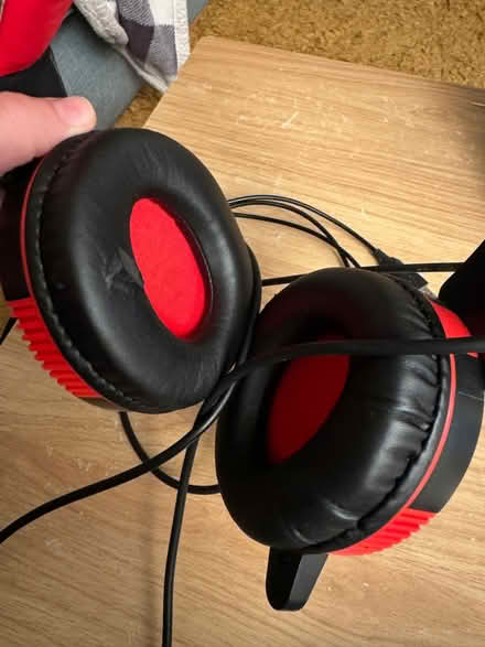 Photo of free Headphones (Eye, PE6) #3