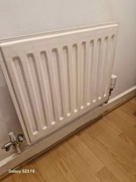 Photo of free Small radiator (DE14) #1