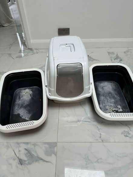 Photo of free Cat litter trays (Amersham HP6) #1