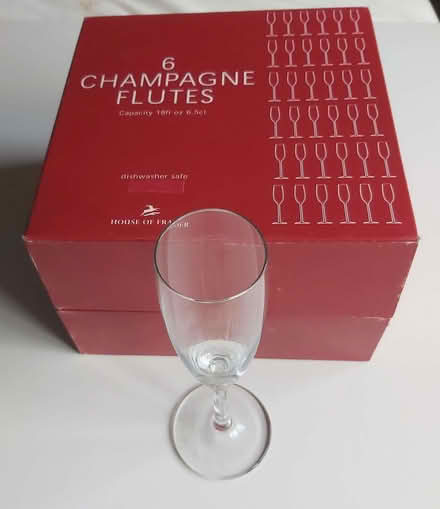 Photo of free 6 Champagne Flutes (Royal Leamington Spa CV31) #1