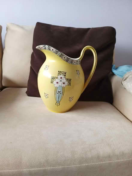 Photo of free Large yellow jug (Cookridge, LS16) #1