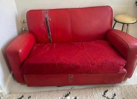 Photo of free Vintage Sofa (islington N1) #3