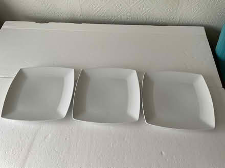 Photo of free 3 Dinner Plates (Wokingham RG41) #1
