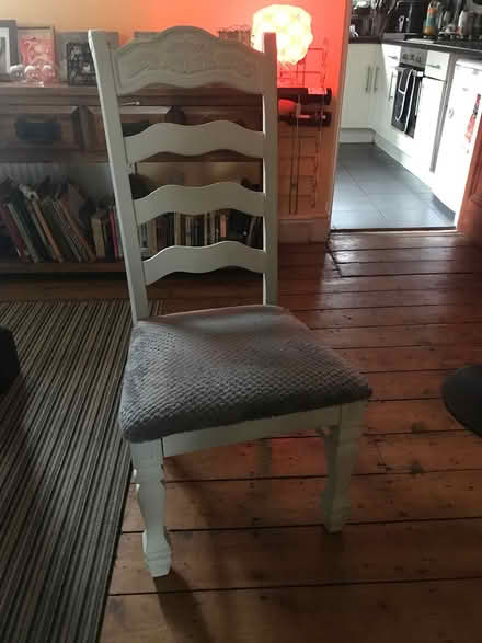Photo of free 4 dining chairs (M219DY) #1