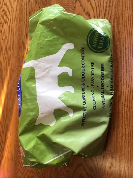 Photo of free Cat litter - clumping type (Tolworth KT6) #1