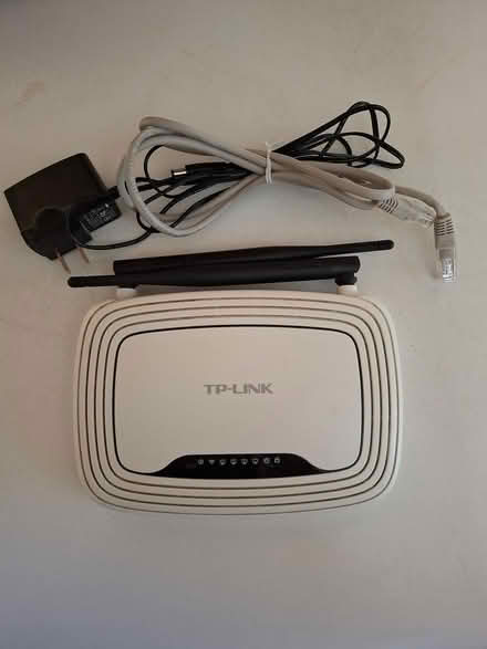 Photo of free Wireless Router (Woodridge (75th & Janes)) #1