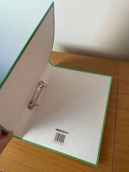 Photo of free Green ring binder (Formby L37) #1