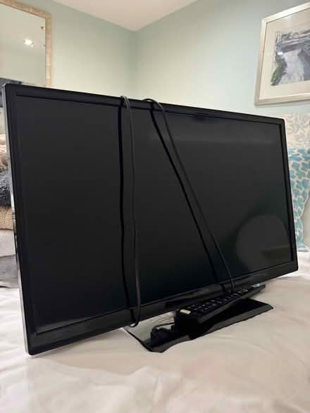 Photo of free 24 Inch TV (Walthamstow) #1