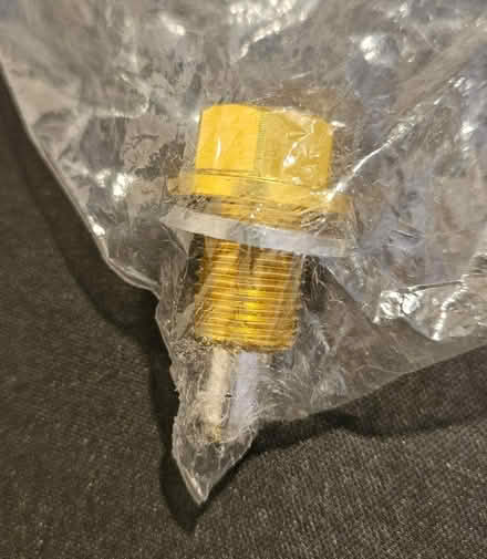 Photo of free New Sump plug for Toyota Auris (New Malden, KT3) #3
