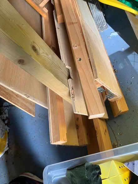 Photo of free Various bits of wood (Sutton Pools OX14) #4