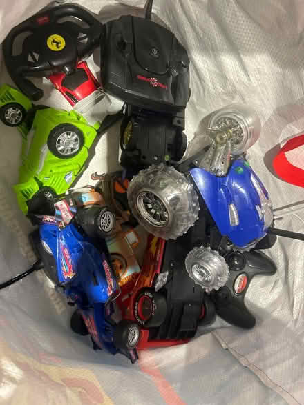 Photo of free Remote control cars (E18) #2