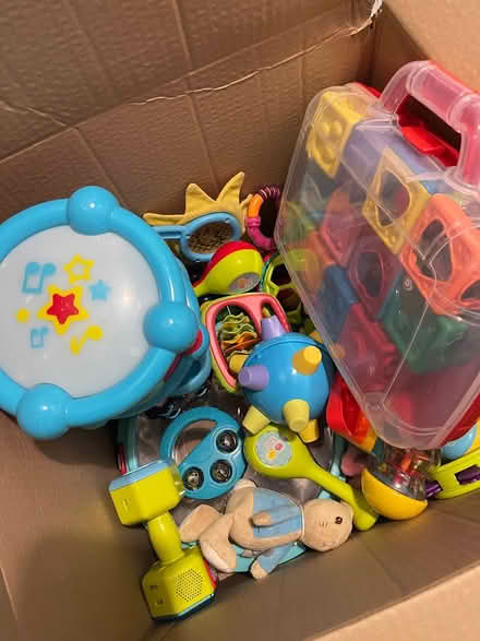 Photo of free Box of baby toys 0-2 unisex (Wootton) #1