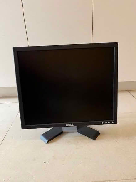 Photo of free Dell Monitor (Earls Court SW10) #1