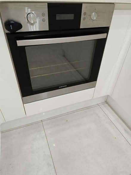 Photo of free Samsung oven-built-in (SG2) #1